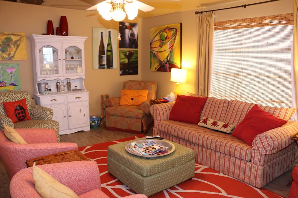 Photo of Bedroom in Fort Morgan Pines