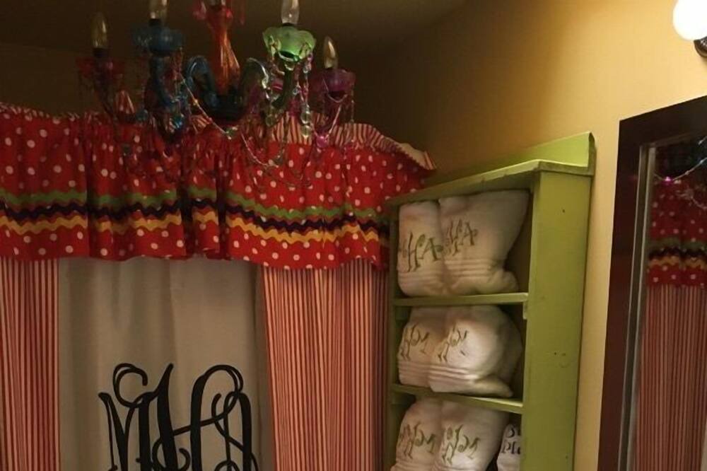 Photo of Bathroom in Fort Morgan Pines