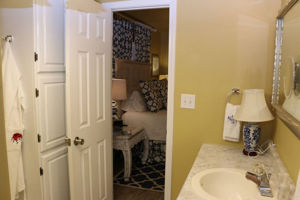 Photo of Bathroom in Fort Morgan Pines