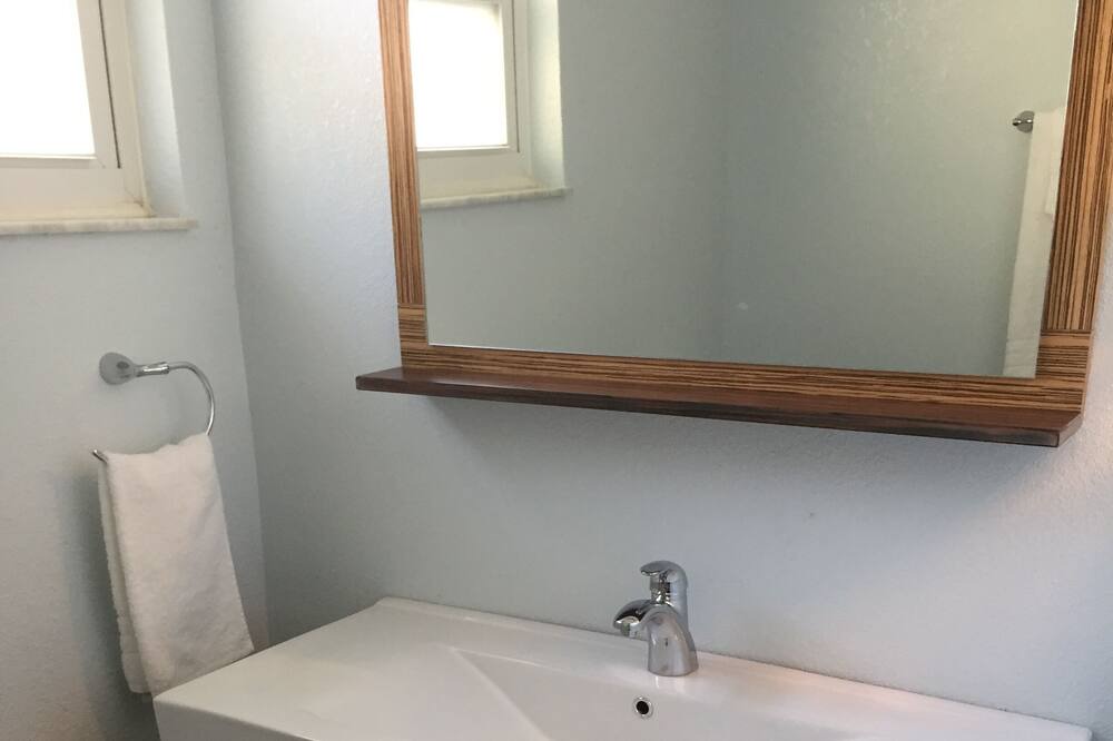 Photo of Bathroom in Wilbur-By-The-Sea