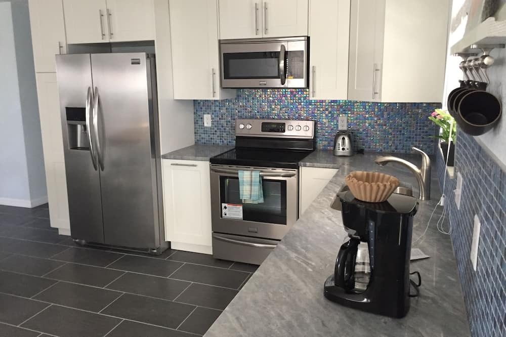 Photo of Kitchen in Wilbur-By-The-Sea