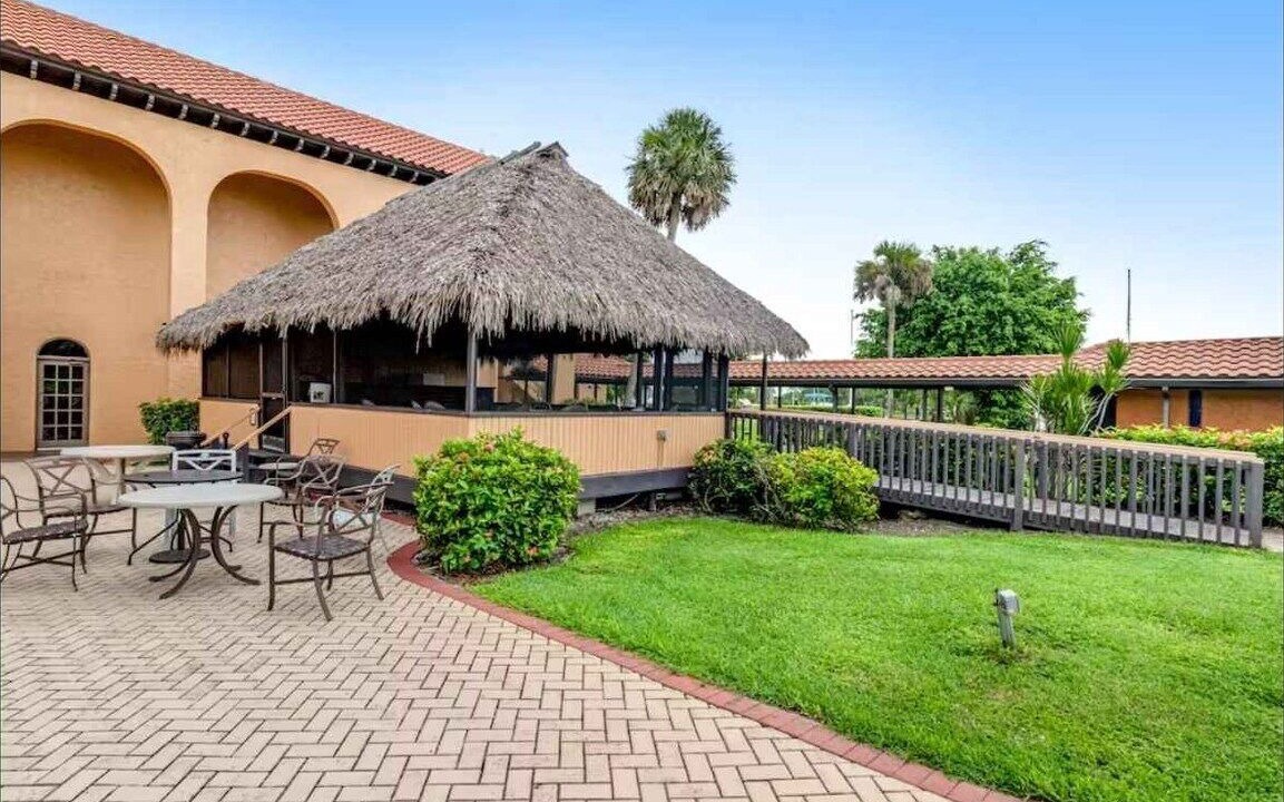 Photo of Outdoor in Naples