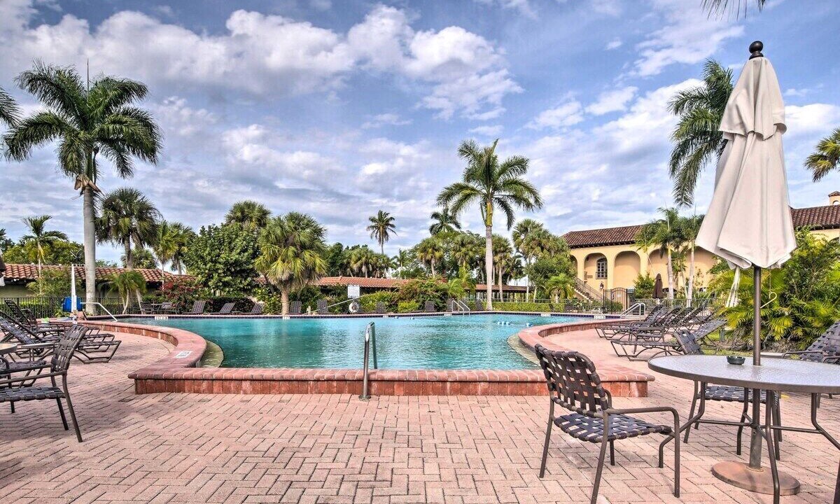 Photo of Outdoor in Naples