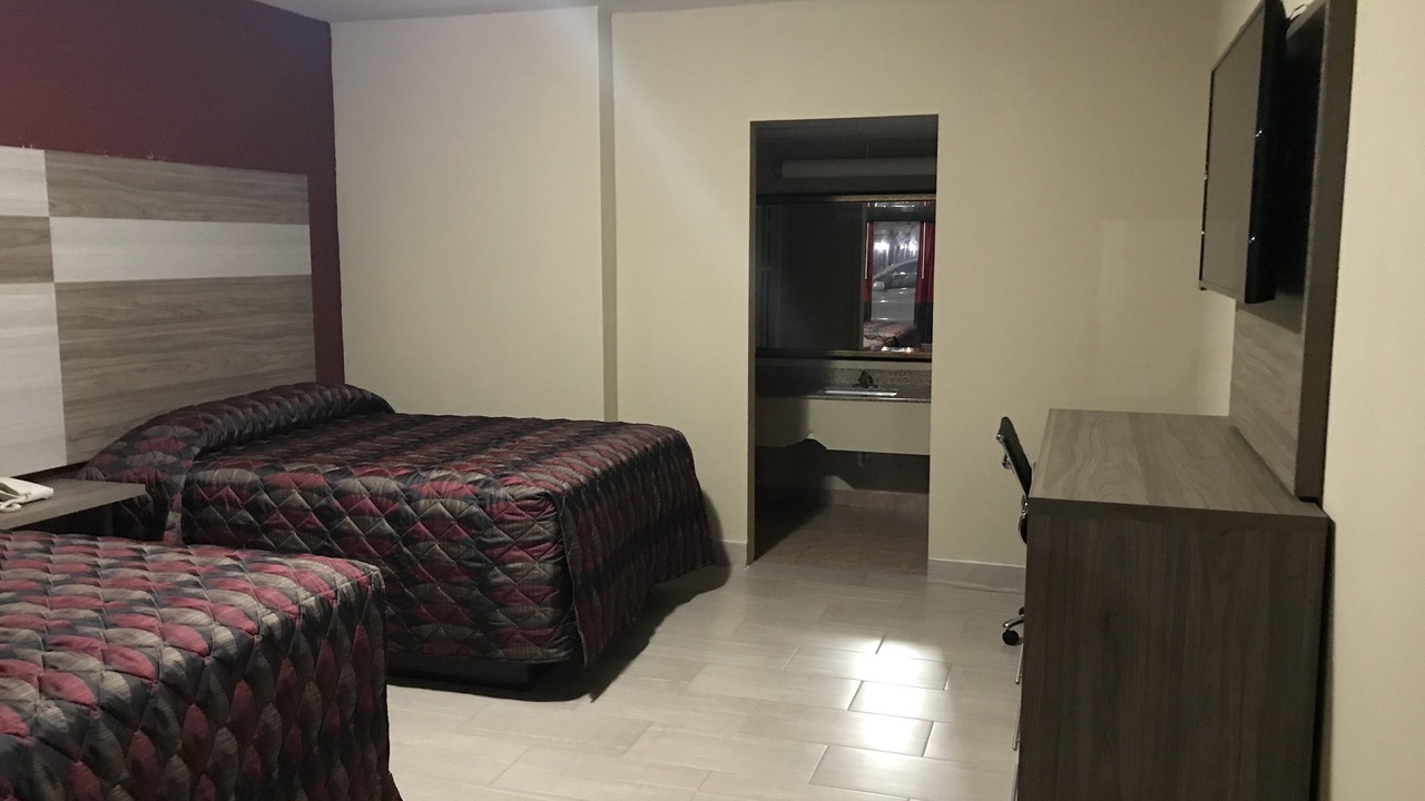 Photo of Bedroom in Tavares