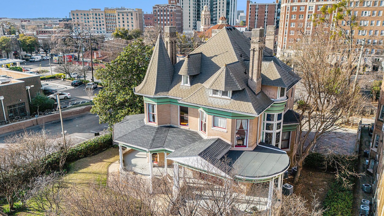 Photo of Outdoor in Five Points South