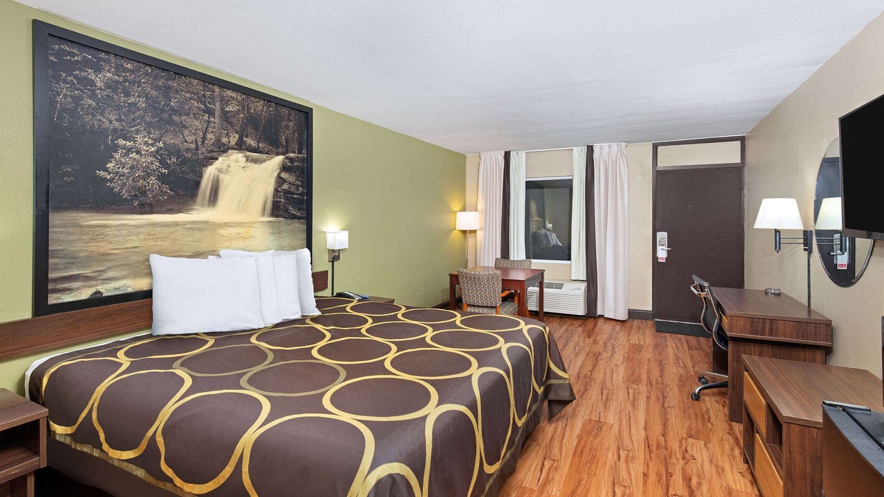 Photo of Bedroom in Lynn Garden