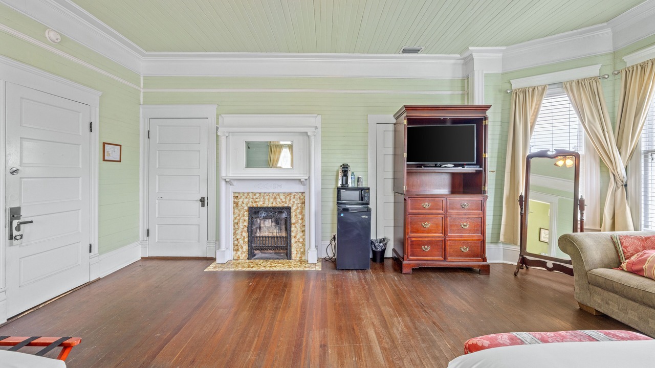Photo of Bedroom in Historic Downtown Apalachicola