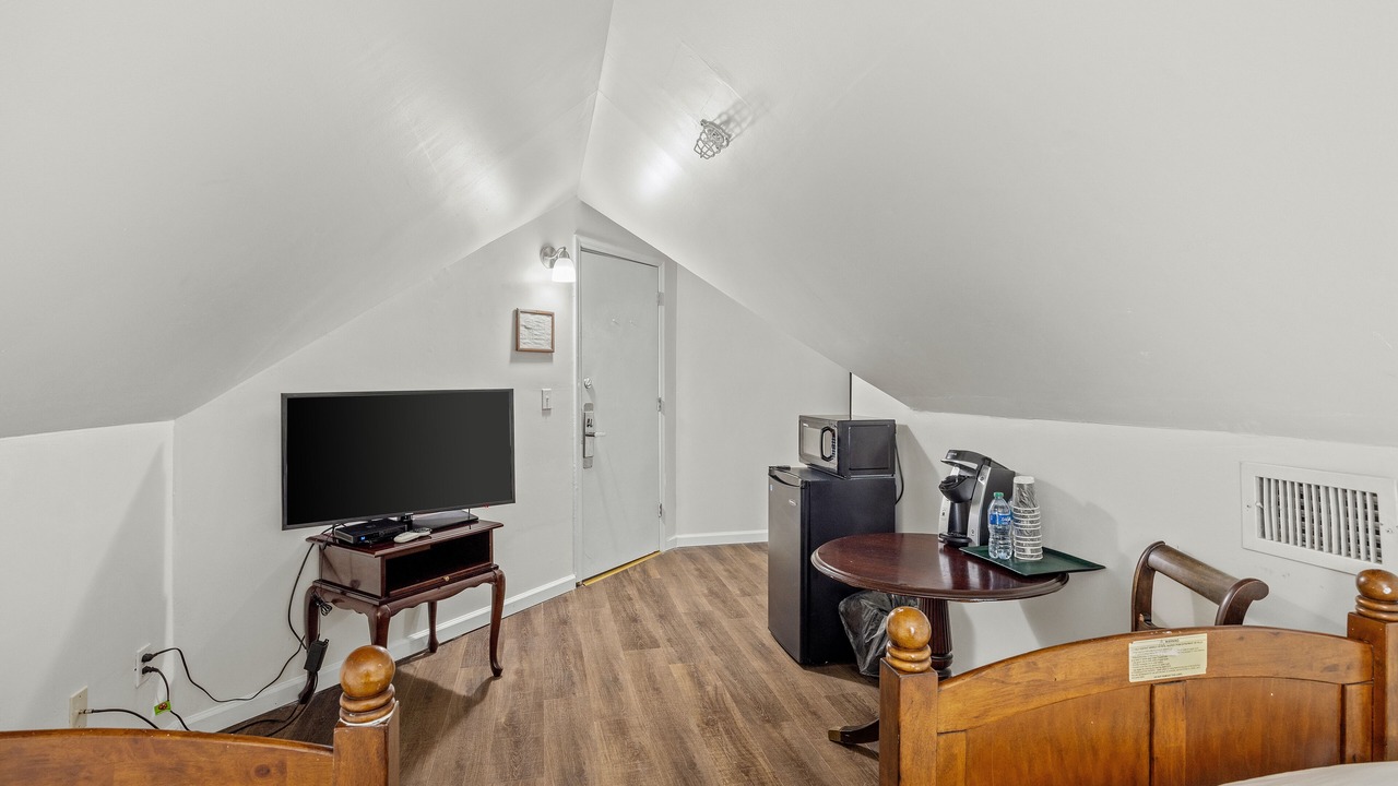 Photo of Bedroom in Historic Downtown Apalachicola