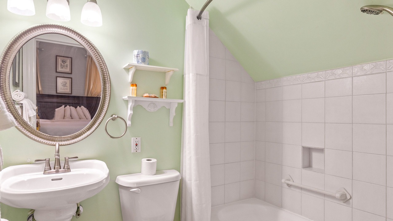Photo of Bathroom in Historic Downtown Apalachicola