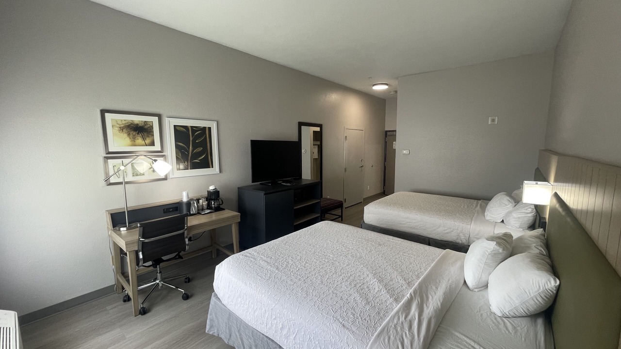 Photo of Bedroom in Midway