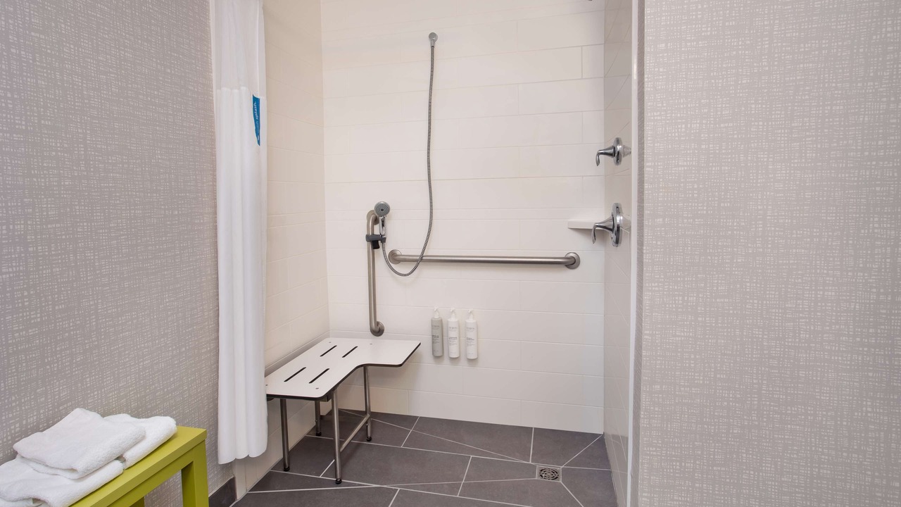 Photo of Bathroom in Seffner