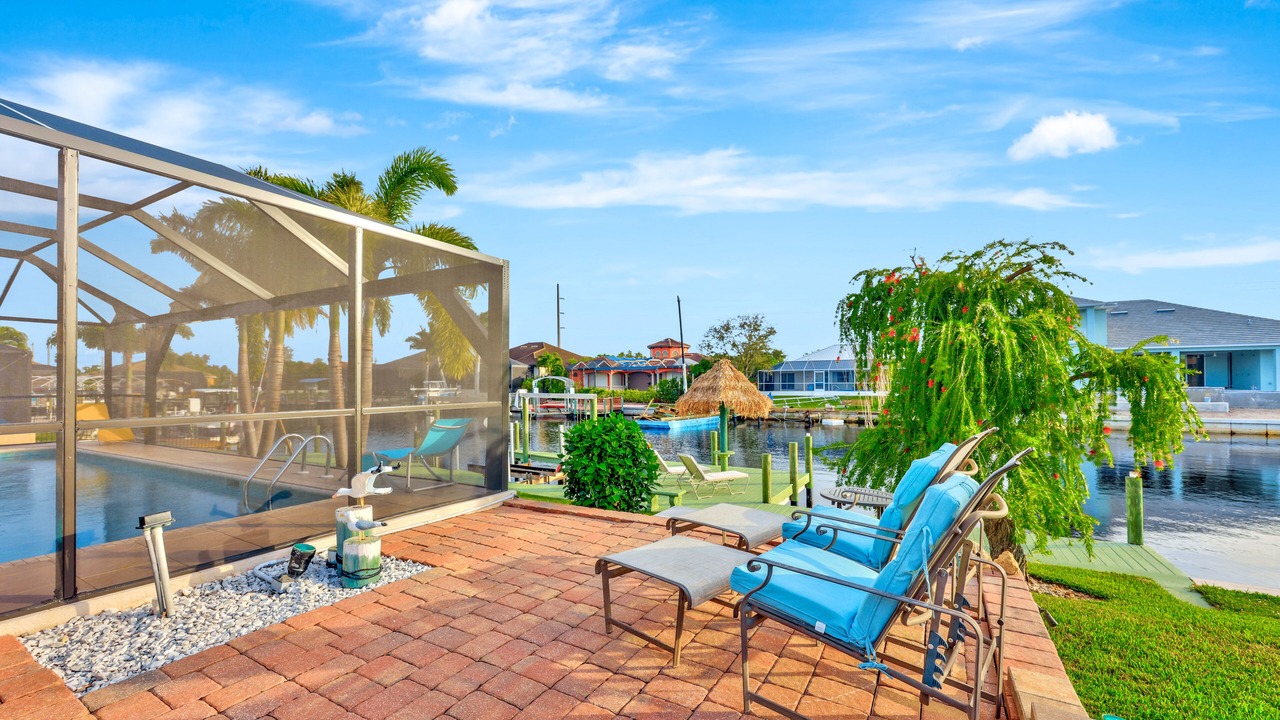 Photo of Outdoor in Pelican