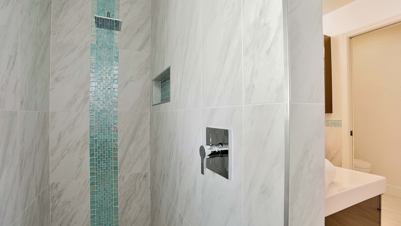 Photo of Bathroom in Pelican