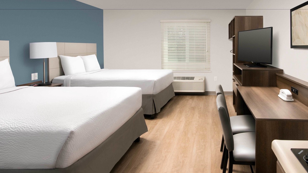 Photo of Bedroom in Ludlam