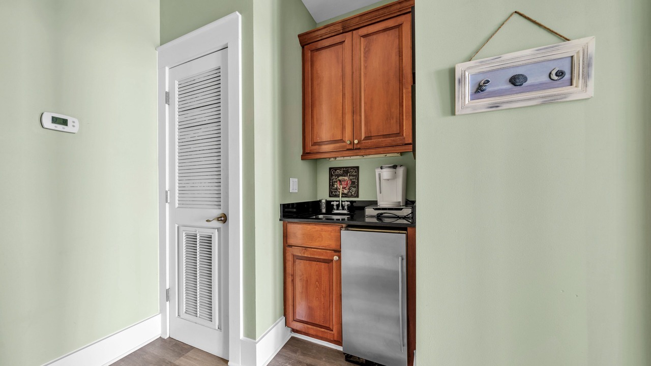 Photo of Kitchen in Delos