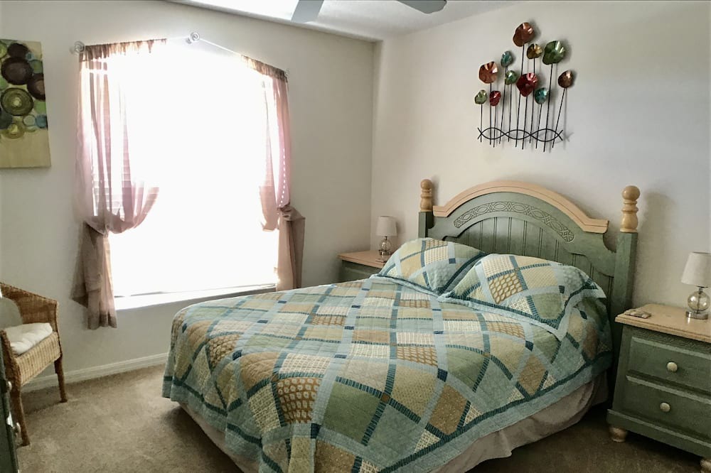 Photo of Bedroom in Poinciana