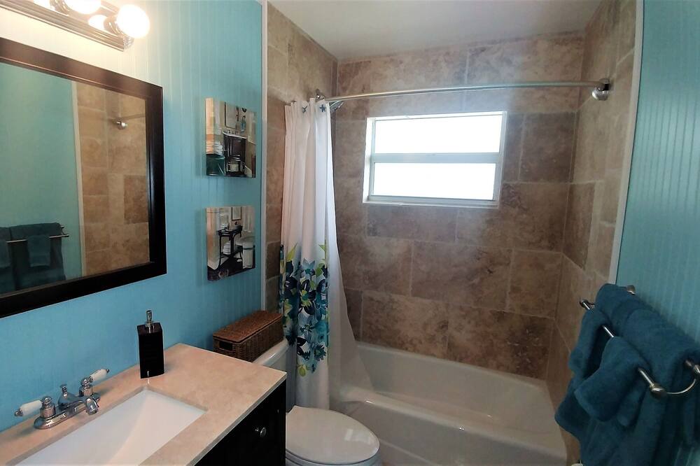 Photo of Bathroom in Port Canaveral