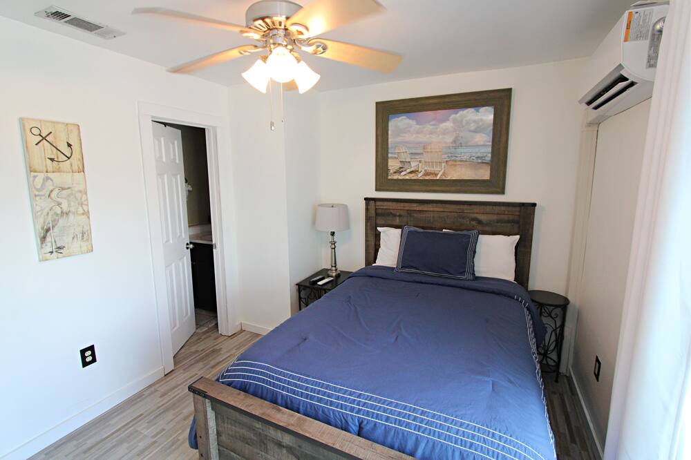 Photo of Bedroom in Fort Morgan