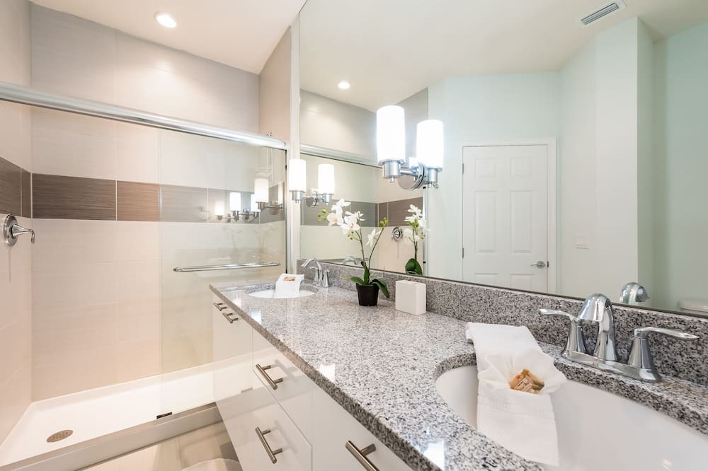 Photo of Bathroom in Four Corners