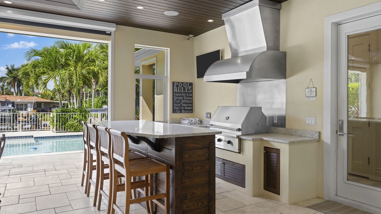 Photo of Kitchen in Royal Harbor