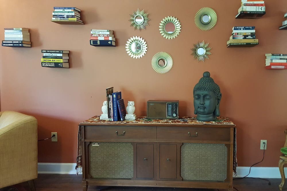 Photo of Bedroom in Tallahassee