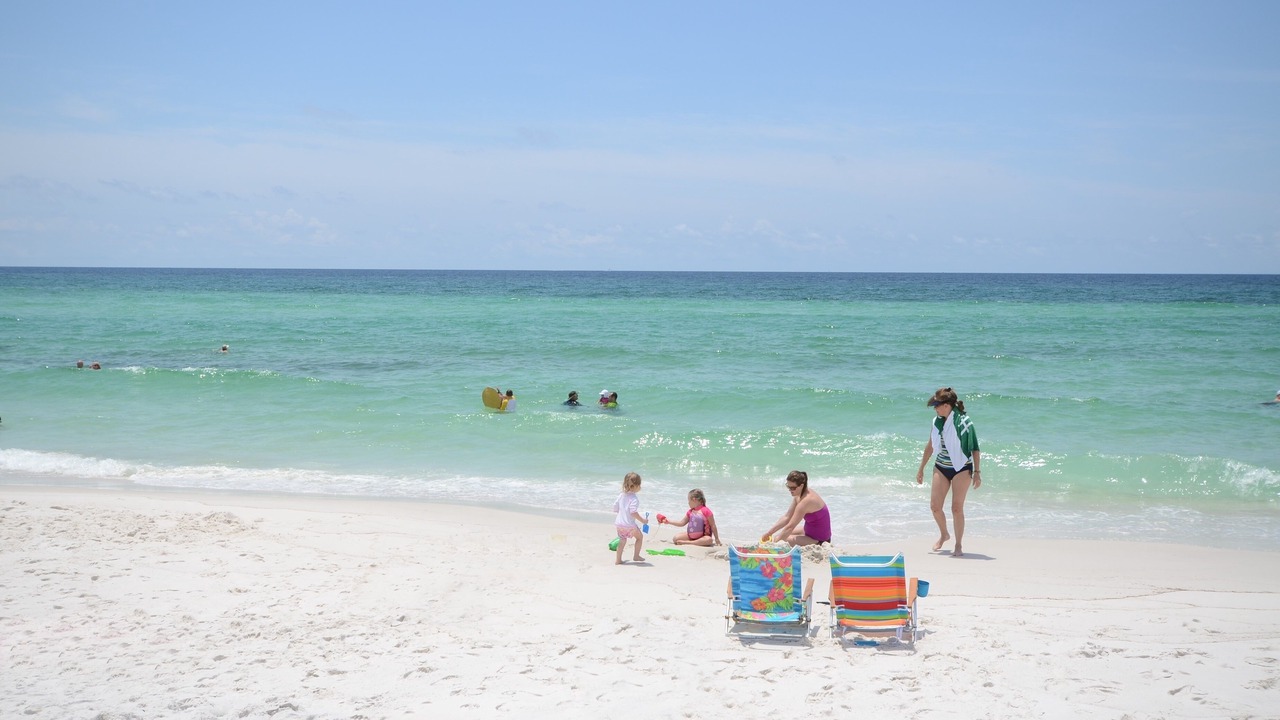 Photo of Others in Holiday Isle