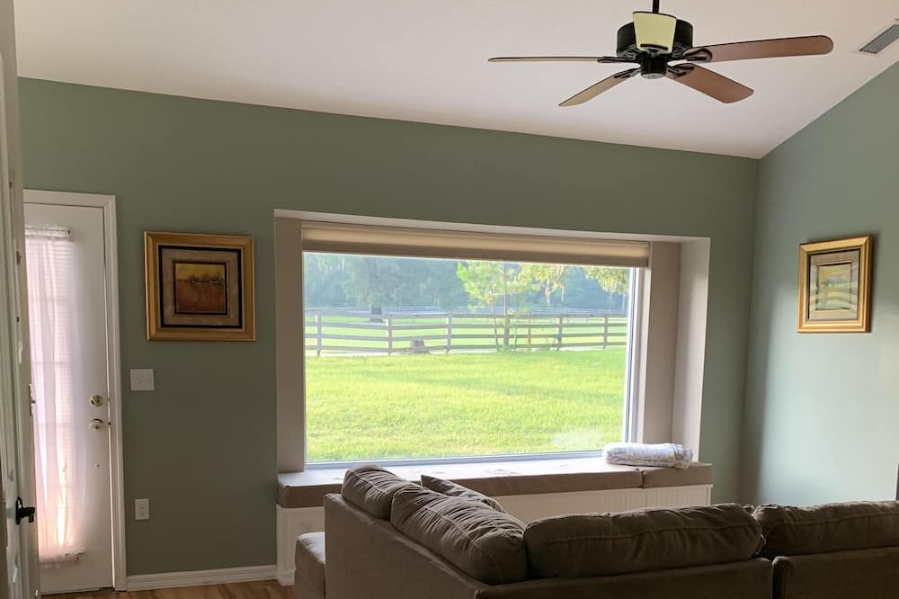 Photo of Livingroom in Glenwood
