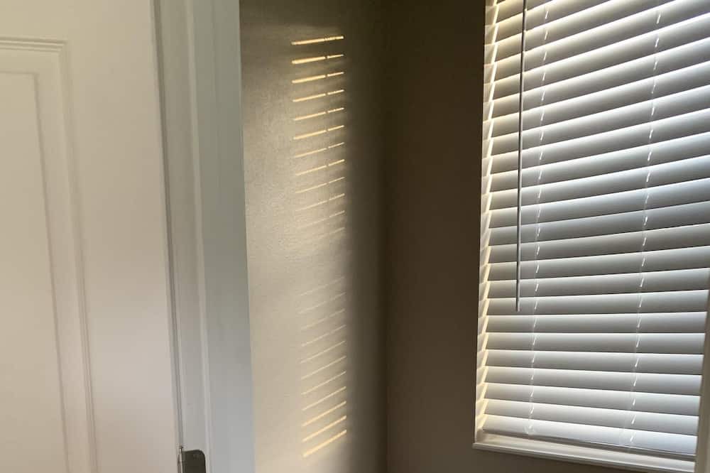 Photo of Bathroom in Glenwood
