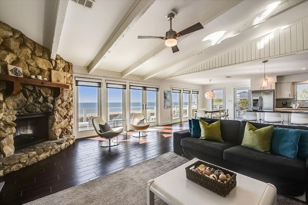 Photo of Livingroom in Plantation