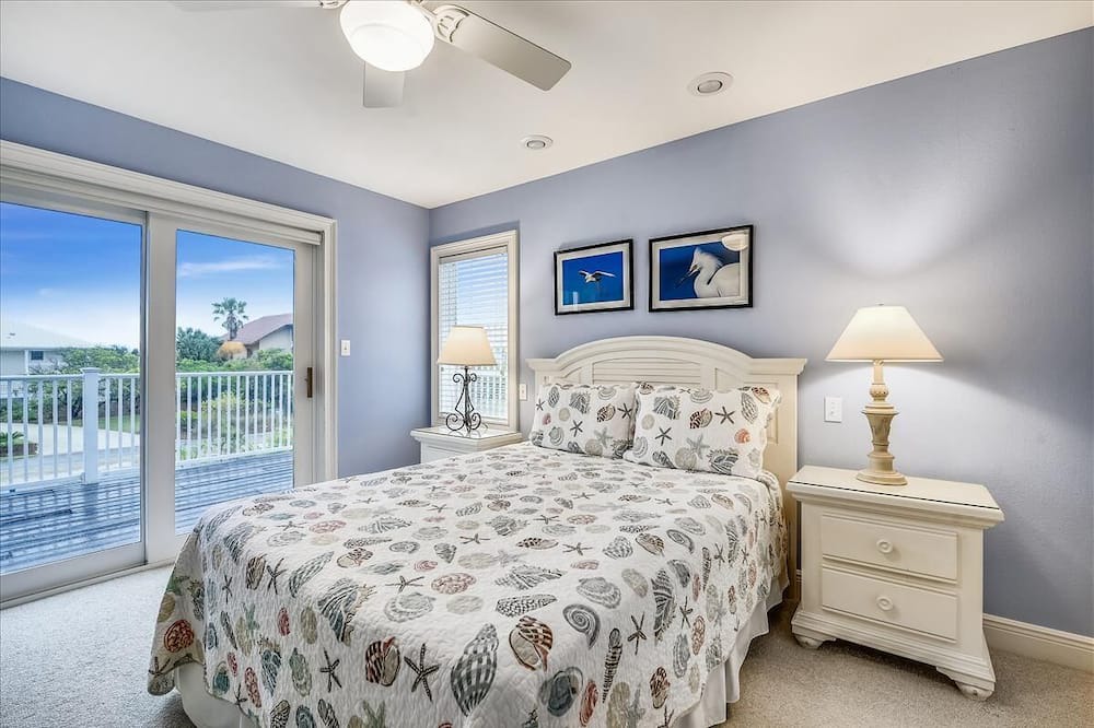 Photo of Bedroom in Treasure Beach Village