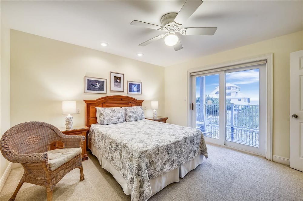 Photo of Bedroom in Treasure Beach Village