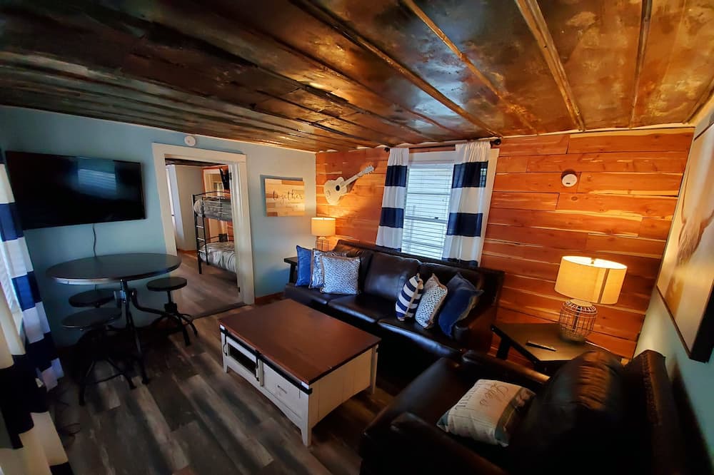Photo of Livingroom in Town Creek