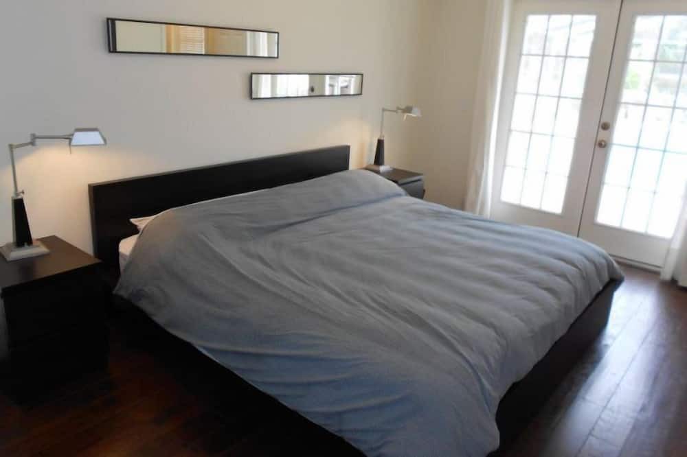 Photo of Bedroom in Hernando