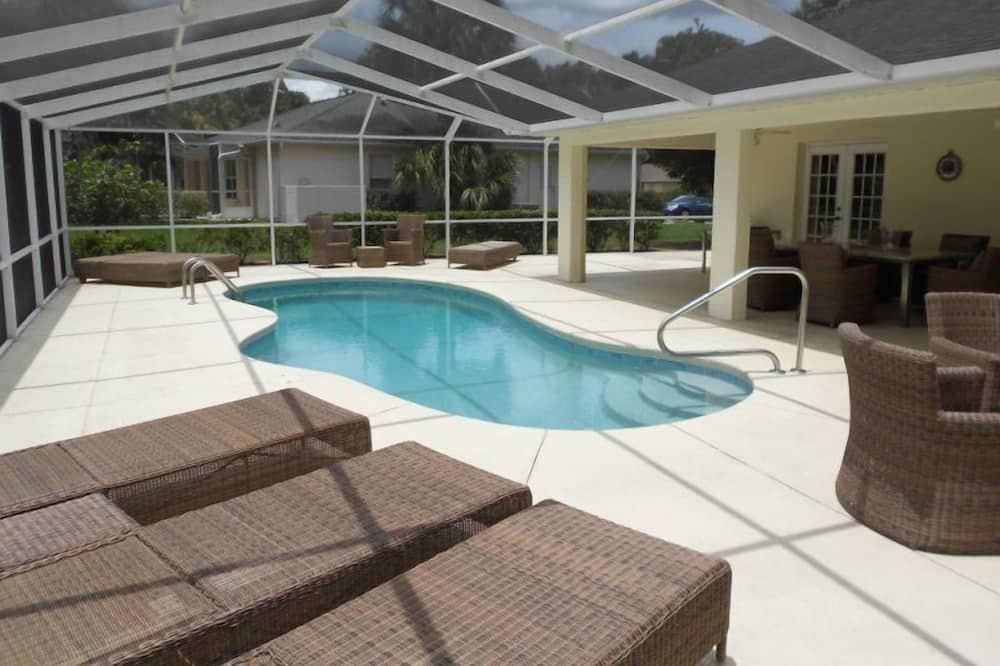 Photo of Outdoor in Hernando