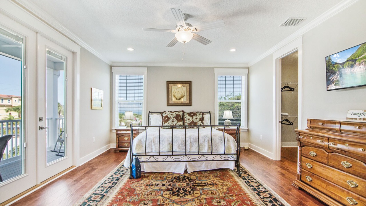 Photo of Livingroom in Butler Beach