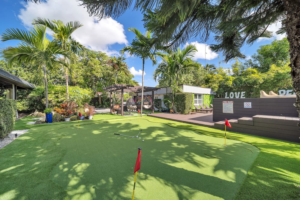 Photo of Outdoor in Golden Glades