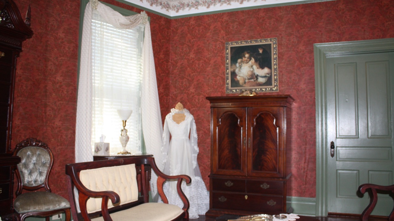 Photo of Bedroom in Quincy