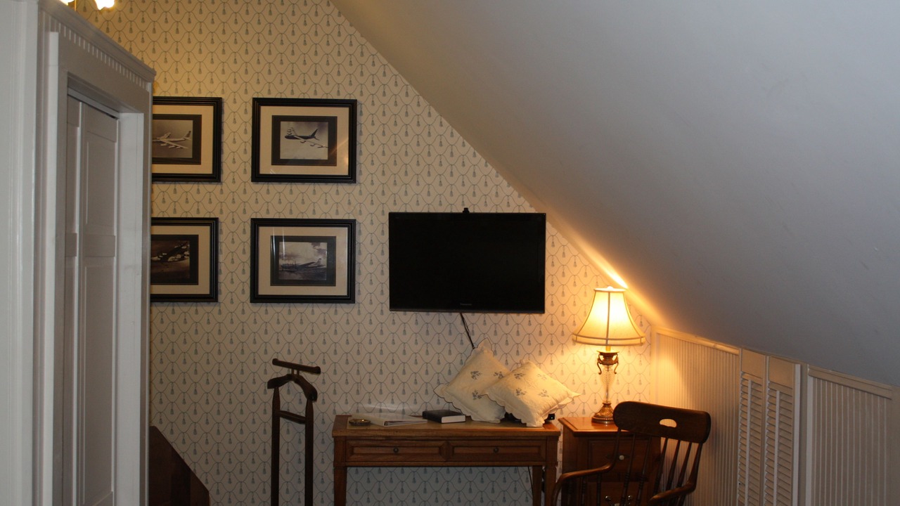 Photo of Bedroom in Quincy