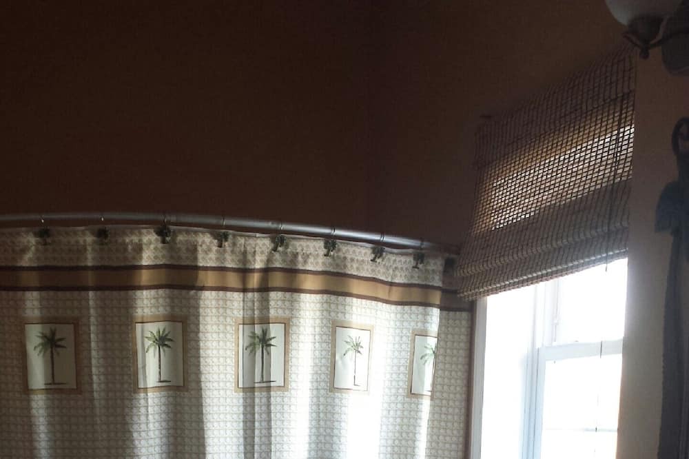 Photo of Bathroom in Key Largo Village