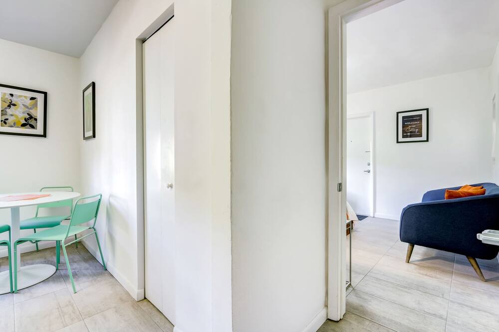 Photo of Livingroom in El Portal