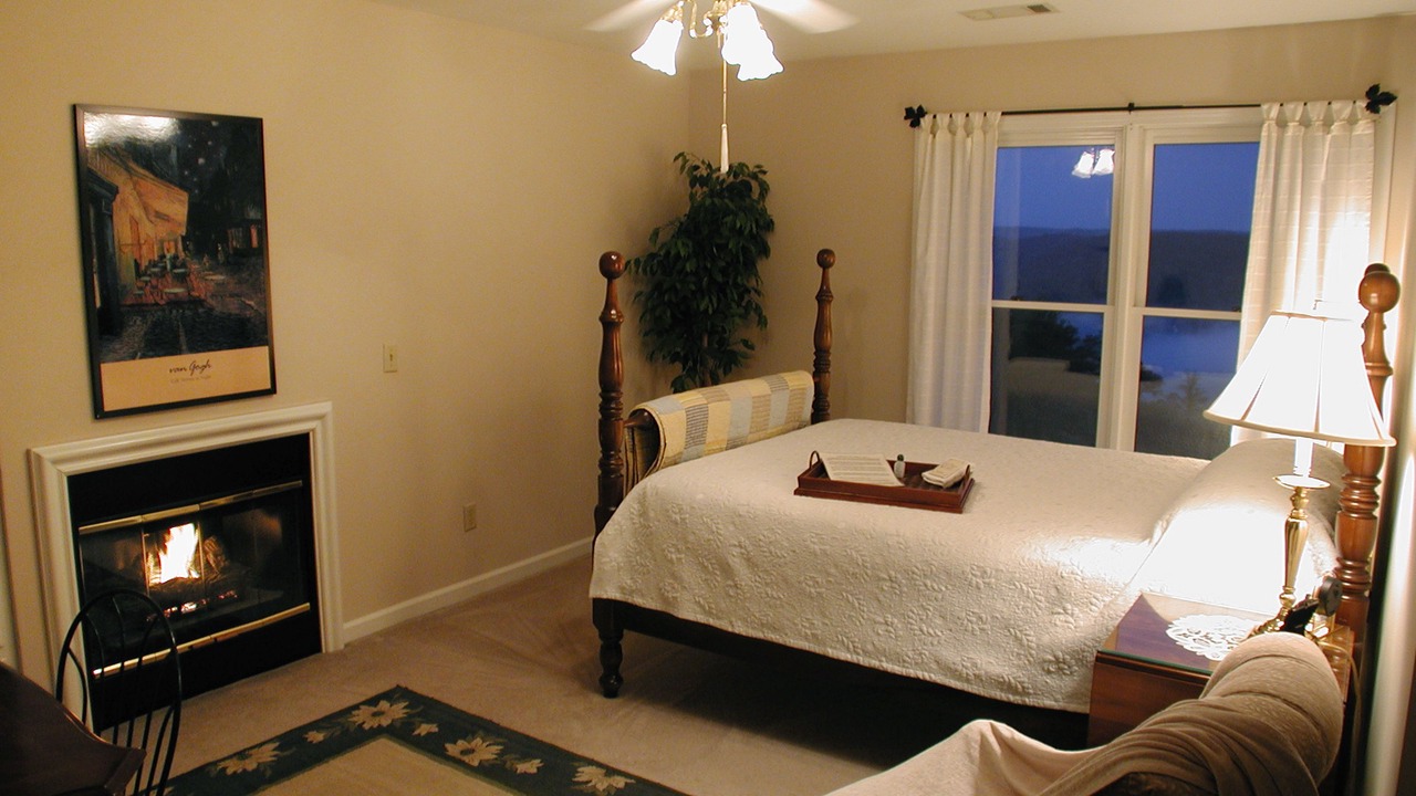 Photo of Bedroom in Monterey