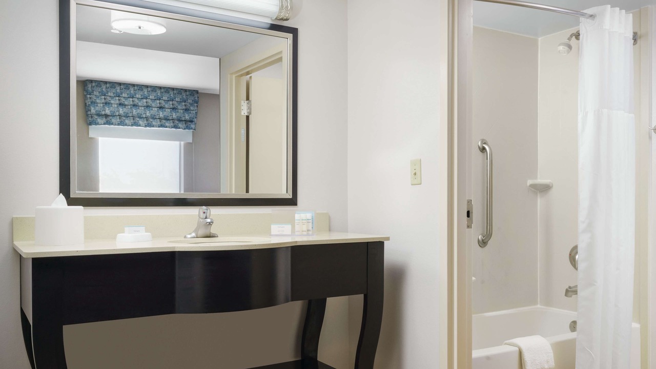 Photo of Bathroom in Tamarac
