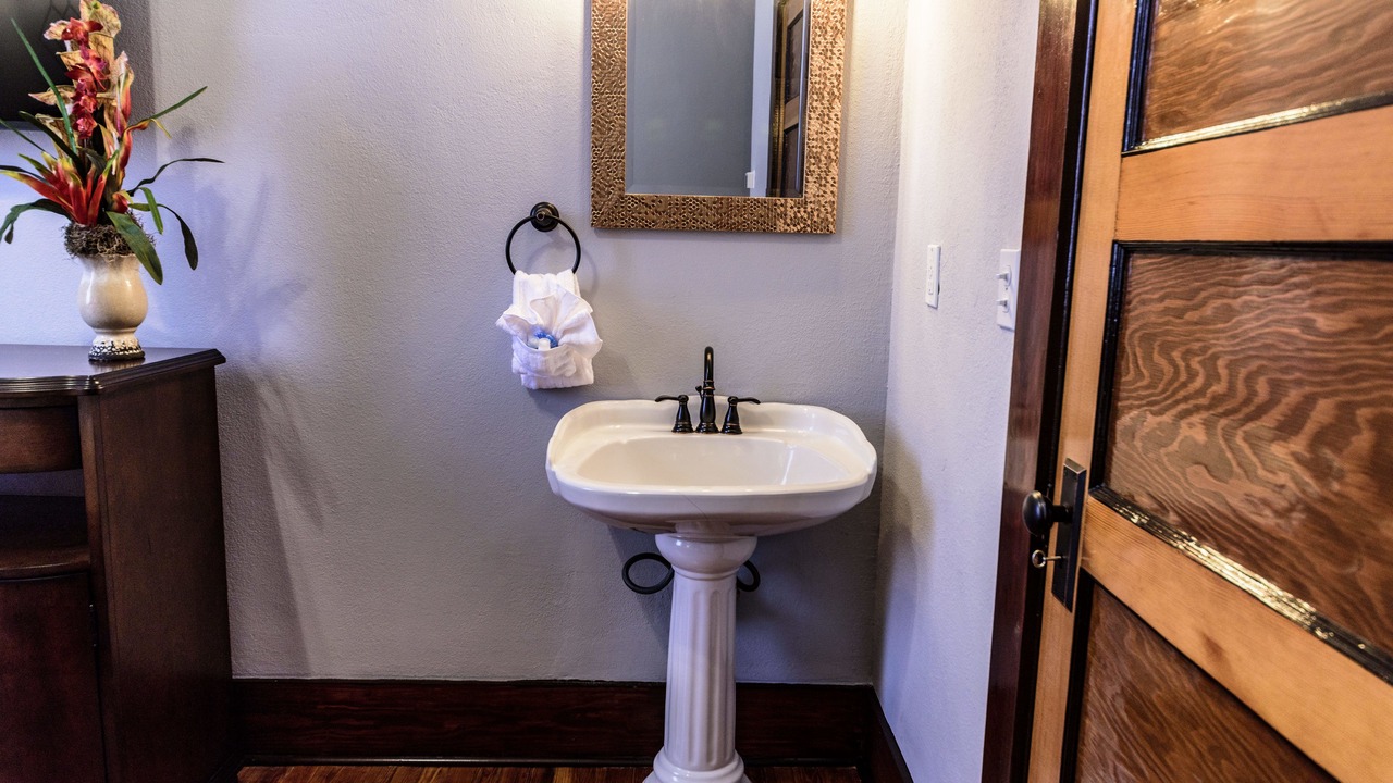 Photo of Bathroom in De Funiak Springs