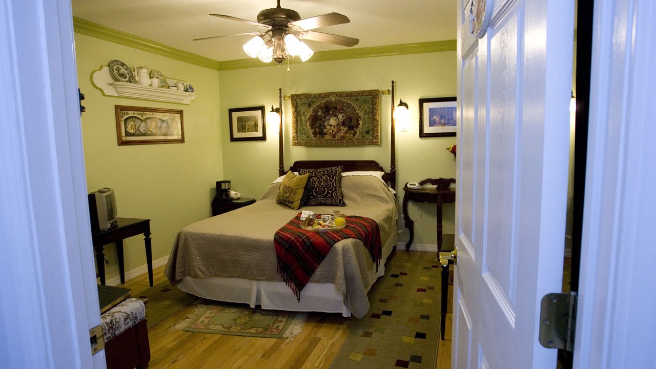 Photo of Bedroom in Tallahassee