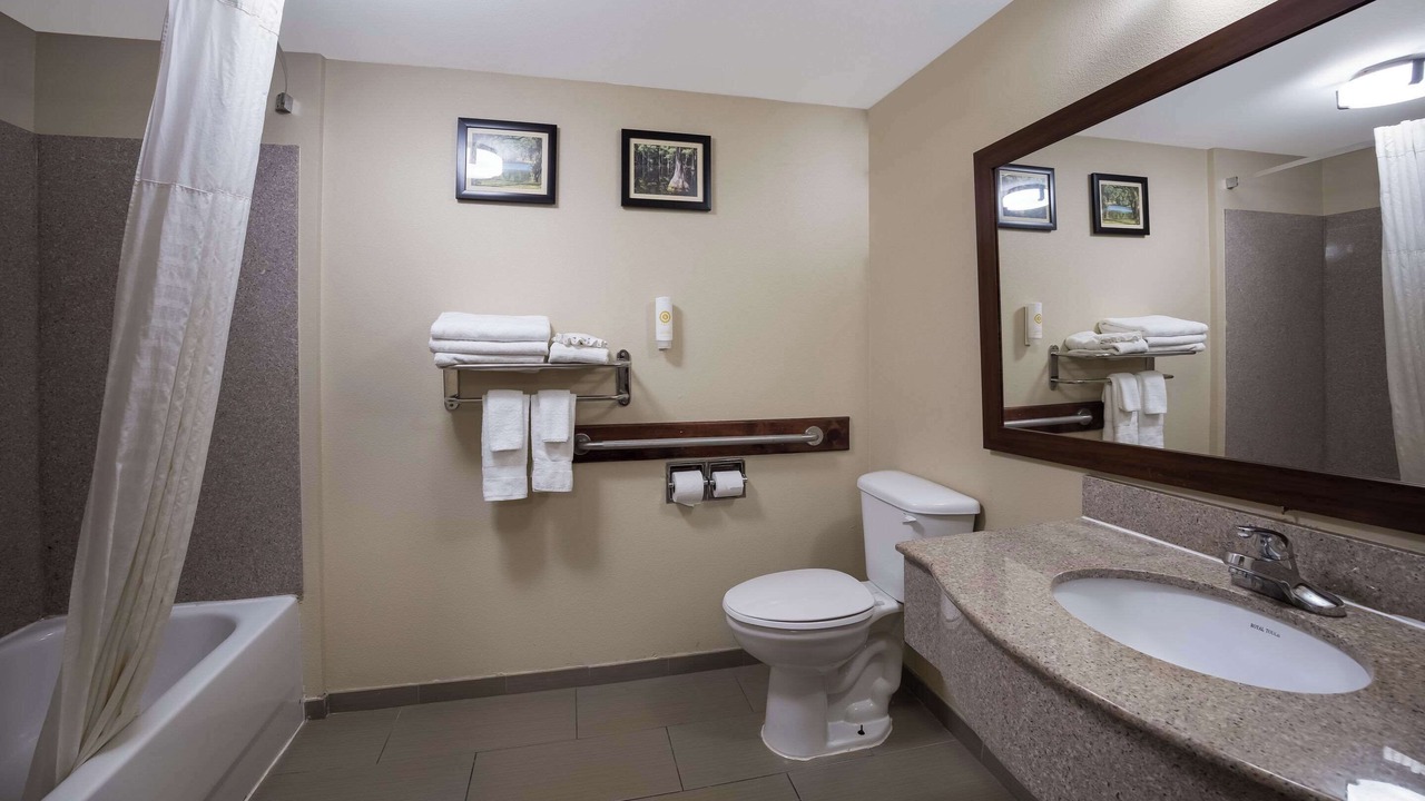 Photo of Bedroom in Midway