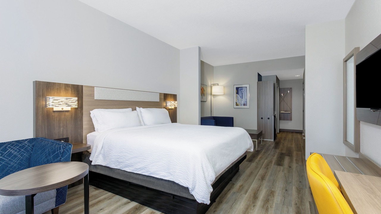Photo of Bedroom in Fairvilla
