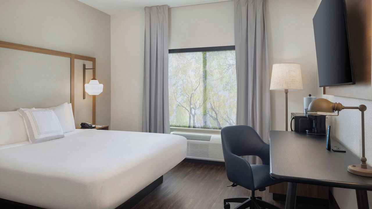 Photo of Bedroom in Lake City