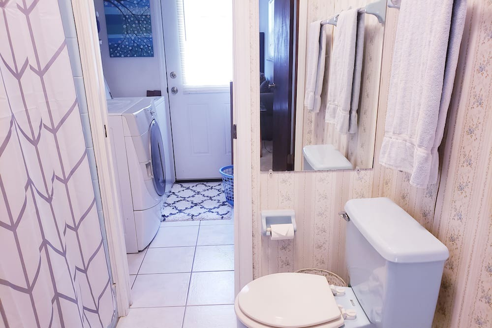Photo of Bathroom in DeLand