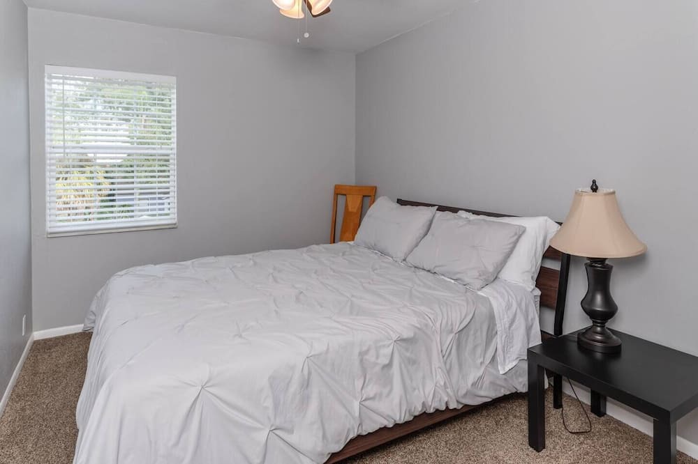 Photo of Bedroom in Bayview