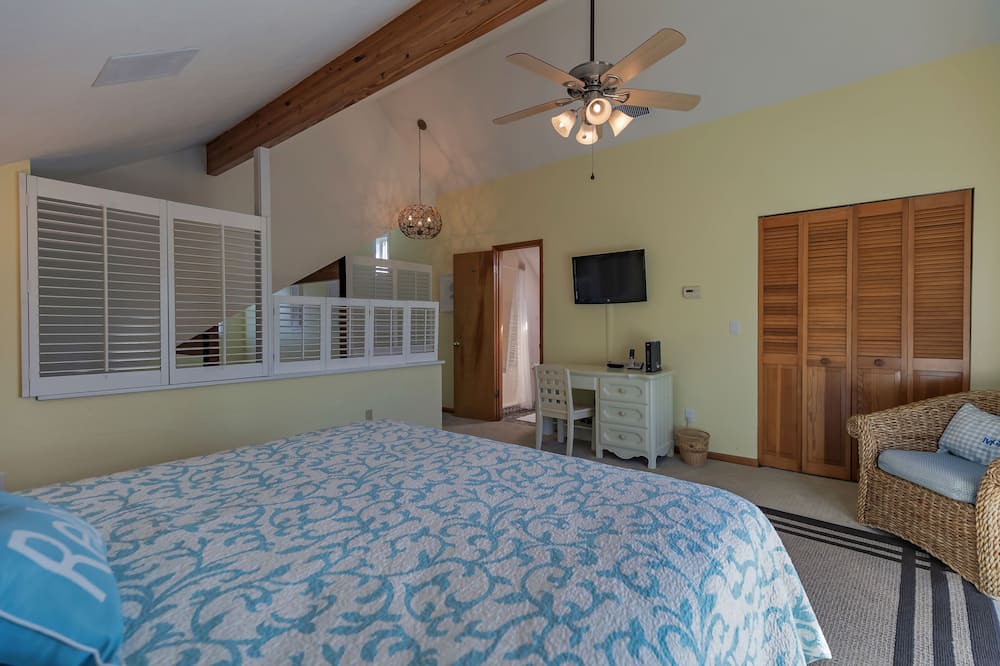 Photo of Bedroom in The Dunes